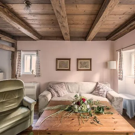 Appartement Pleasant In *